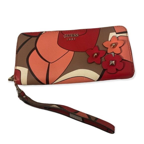 Guess Flower pink wristlet wallet - Picture 2 of 6